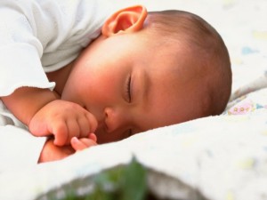 El hábito de dormir en el bebé